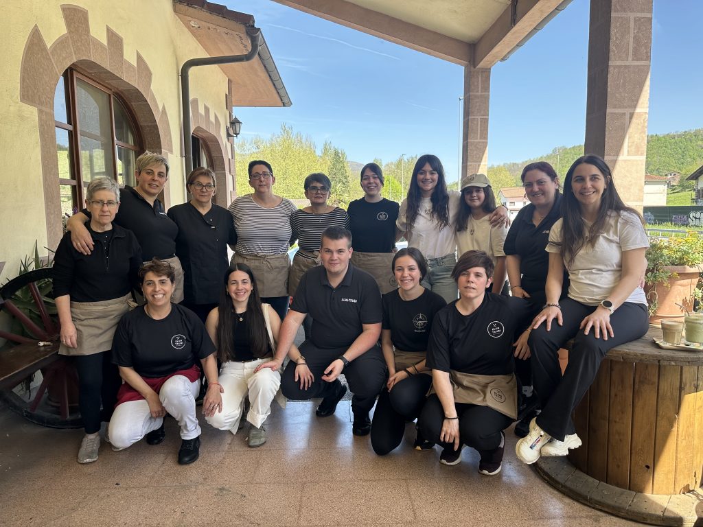 Elor Txuri Equipo 2026